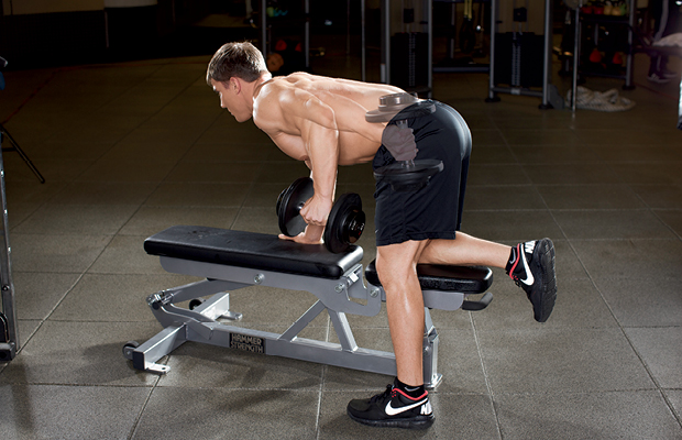 Triceps kaslarının üç başını birden çalıştıran hareket: Triceps Kick Back | Bigjoy